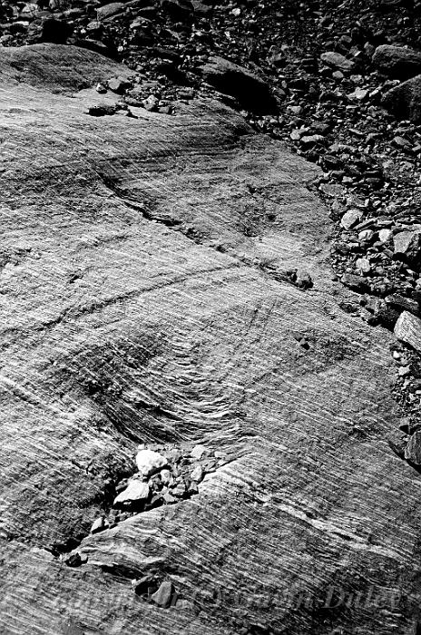 Scoured rock, Franz Josef Glacier 00580033.JPG - Kodak TriX 400 film